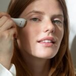 Sisley Paris Sisleya L'Integral Anti-Age Eye and Lip Contour Cream - 15 mL - Helps Reduce Appearance of Wrinkles, Fine Lines, Dark Circles & Under Eye Puffiness - Image 3