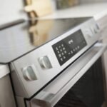 Bosch 800 Series 30 in 5 Burner Element Slide-in Electric Range in Stainless Steel with True Convection Oven and Self-Cleaning HEI8056U - Image 8