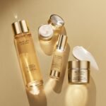 Estée Lauder Re-Nutriv Ultimate Lift Regenerating Youth Cream Face Moisturizer for Firming & Anti-Aging, 1.7 Ounce - Image 7