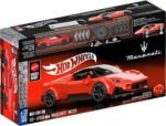 Hot Wheels 1/32 Maserati MC20 Building Kit, 250 Pieces, Includes 1/64 Mini Car, Hot Wheels Mattel Brick Shop