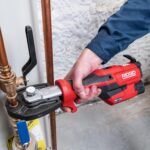 RIDGID 72553 Model RP 115 Mini Press Tool and Battery Kit with 1/2" to 3/4" ProPress Press Tool Jaws, 2V Li/Ion Battery, 12V Charger, and Carrying Case , Red - Image 9