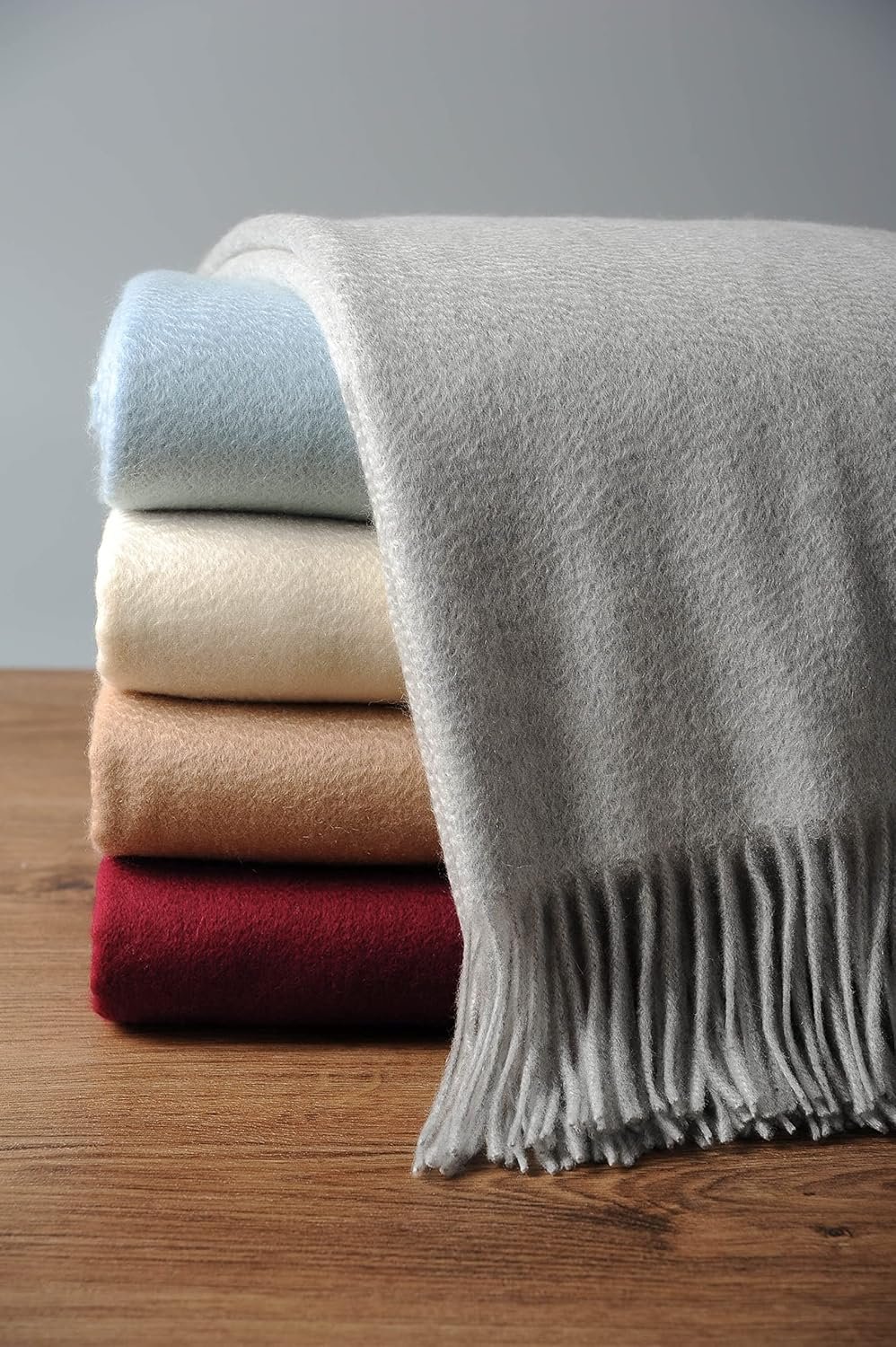 91k30ZJ8fQL._AC_SL1500_.jpg EP Mode 100% Pure Cashmere Throw Blanket for Sofa, Classic Design with Gift Box (Lt. Heather Grey) - Image 1