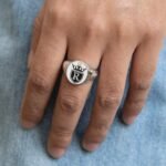 Getname Necklace Initial Signet Ring Sterling Silver King Crown Monogram Ring - Custom Engraved Alphabet Rings for Man - Personalized Mens Signet Ring Silver Gold - Image 4