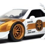 Jada Toys Power Rangers 1:24 2002 Honda NSX Type-R Japan Spec Die-cast Car with 2.75" White Ranger Figure, Toys for Kids and Adults