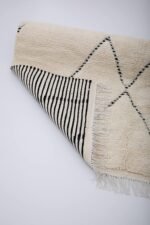 KENZADI Authentic Handmade Moroccan Rug, 3 x 6 feet Beni Ourain Rug, 100% Natural Undyed Wool, Professional Craftswomen Near Marrakesh - Image 4